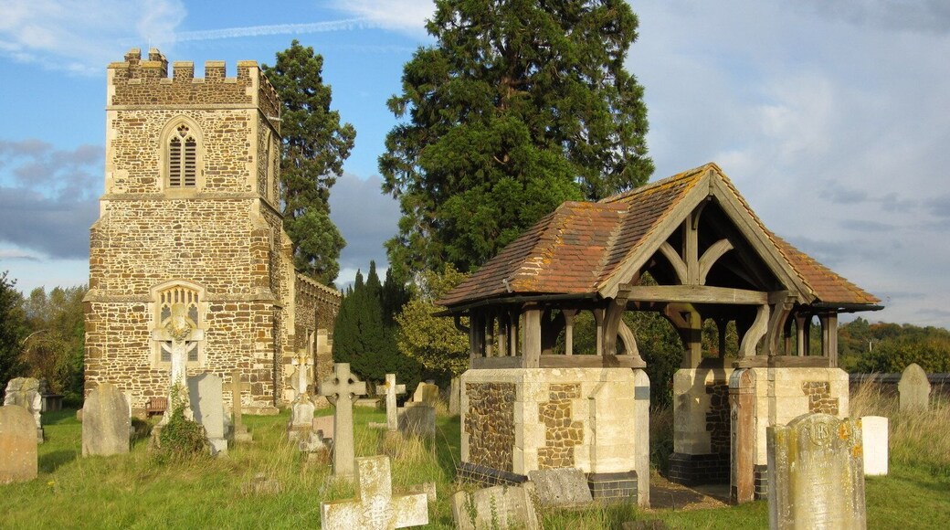 Cemetery at St Mary's Old Linslade