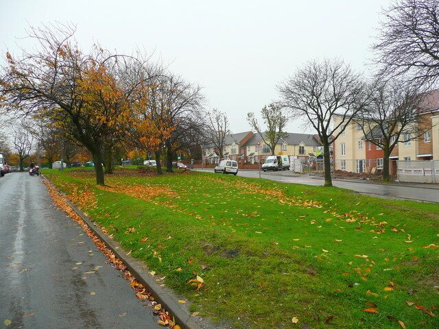 Patch of green by the Wychall Road Looking east on a rainy November morning.