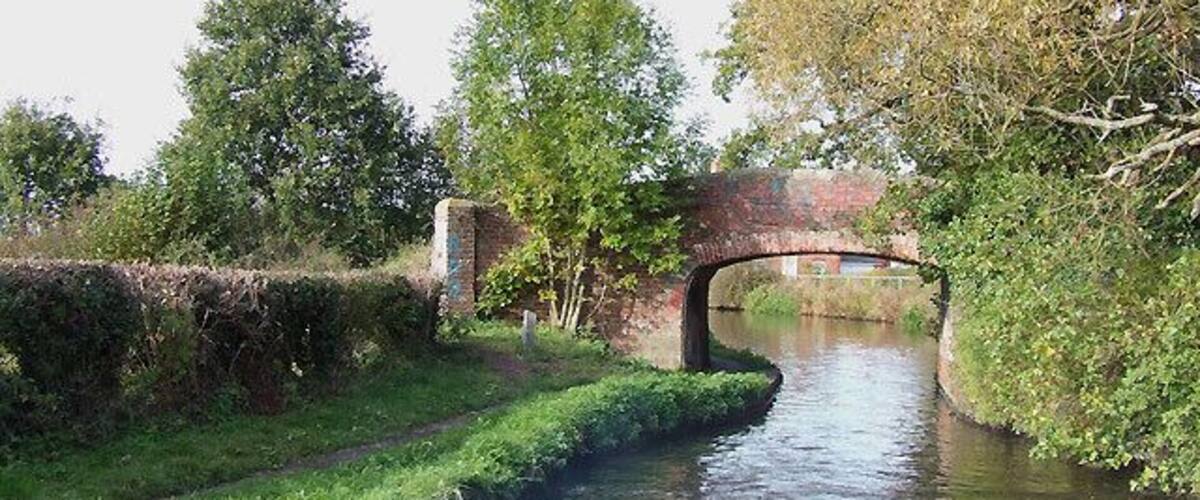 Lynehill Bridge, Staffordshire and Worcestershire Canal This is Bridge No 83 and carries a public footpath and former farm track (considerably diverted to the west when the M6 was built).