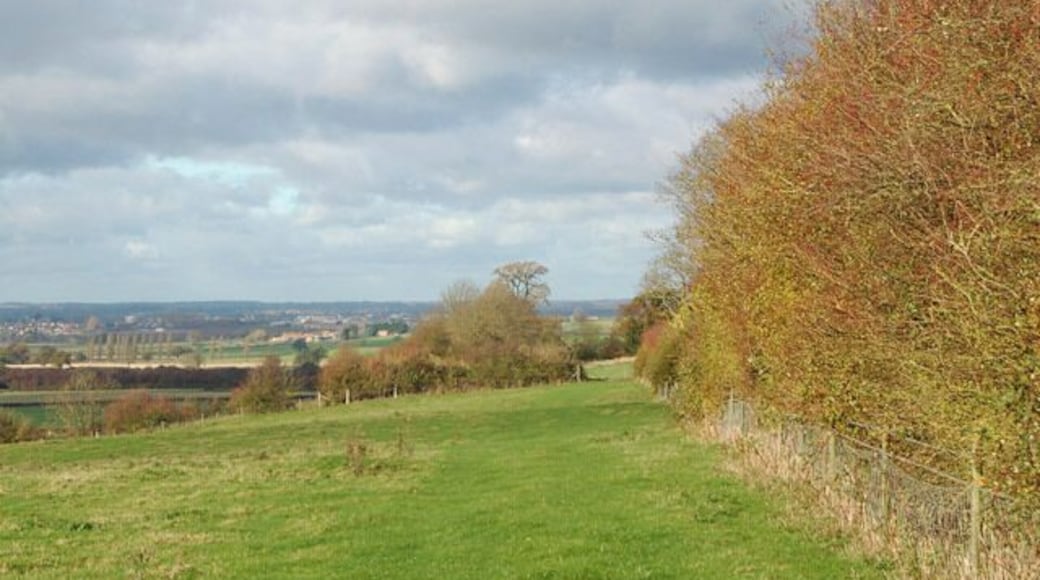 Wide views northwest of Harbury