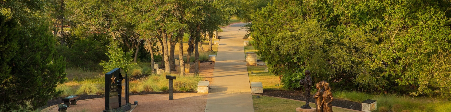 Cedar Park showing a park