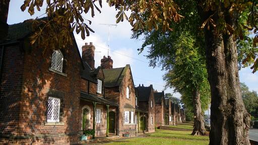 Photograph of the almshouses in The Hill, Sandbach, Cheshire