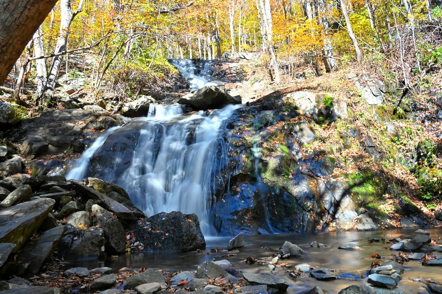Upper Shamokin Falls in the Blue Ridge Mountains, Virginia - Wintergreen Resort, Nellysford
