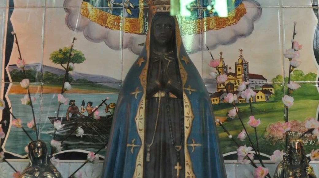 Nossa Senhora da Aparecida.