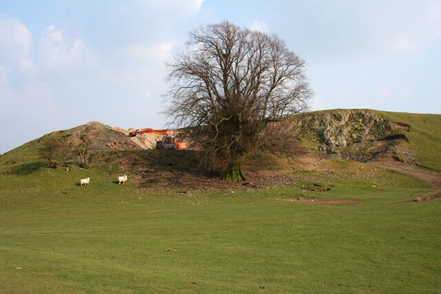 Small quarry north of Rhydycroesau The eastern end of an unnamed 320m hill north west of Rhydycroesau is in the process of being quarried