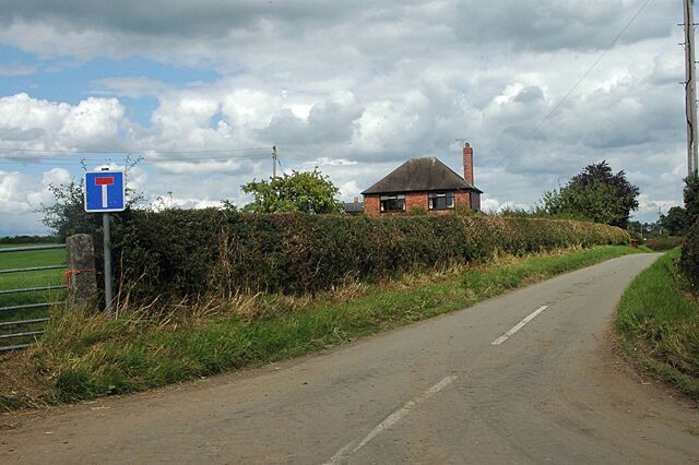 Cul-de-sac at Henlle