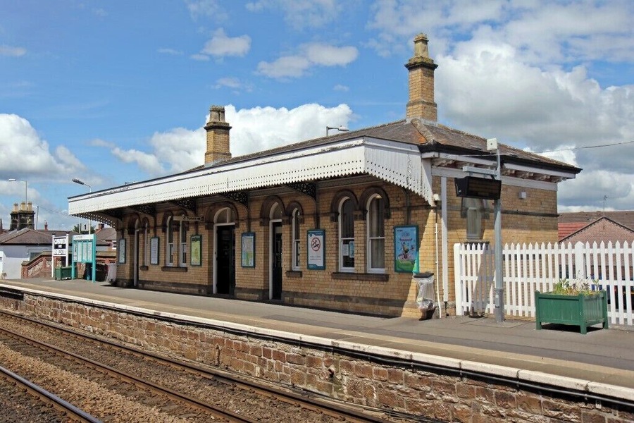 Ticket office, Gobowen railway station