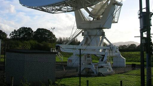 Photograph of Knockin radio telescope, Knockin, Shropshire, England