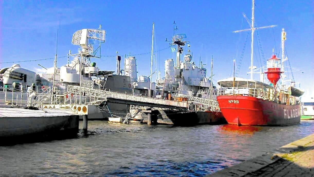 "Maritiman" ship museum, Gothenburg harbour.

This is at "Packhuskajen", just a short walk along the kay from the opera.  "Maritiman" was recently awarded the "Certificate of Excellence" from TripAdvisor for the second consecutive year.

FOR MORE INFO:
www.maritiman.se (Homepage in Swedish, English, and German.)