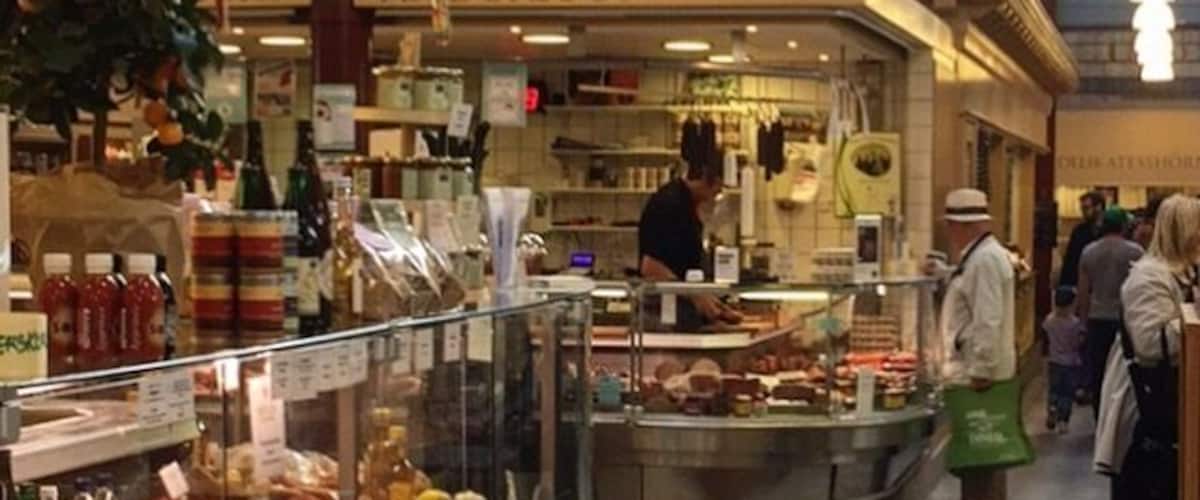 Excellent produce and food stalls