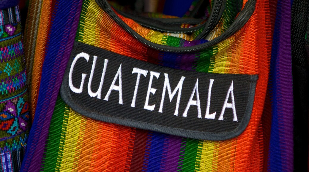 Panajachel which includes fashion and signage