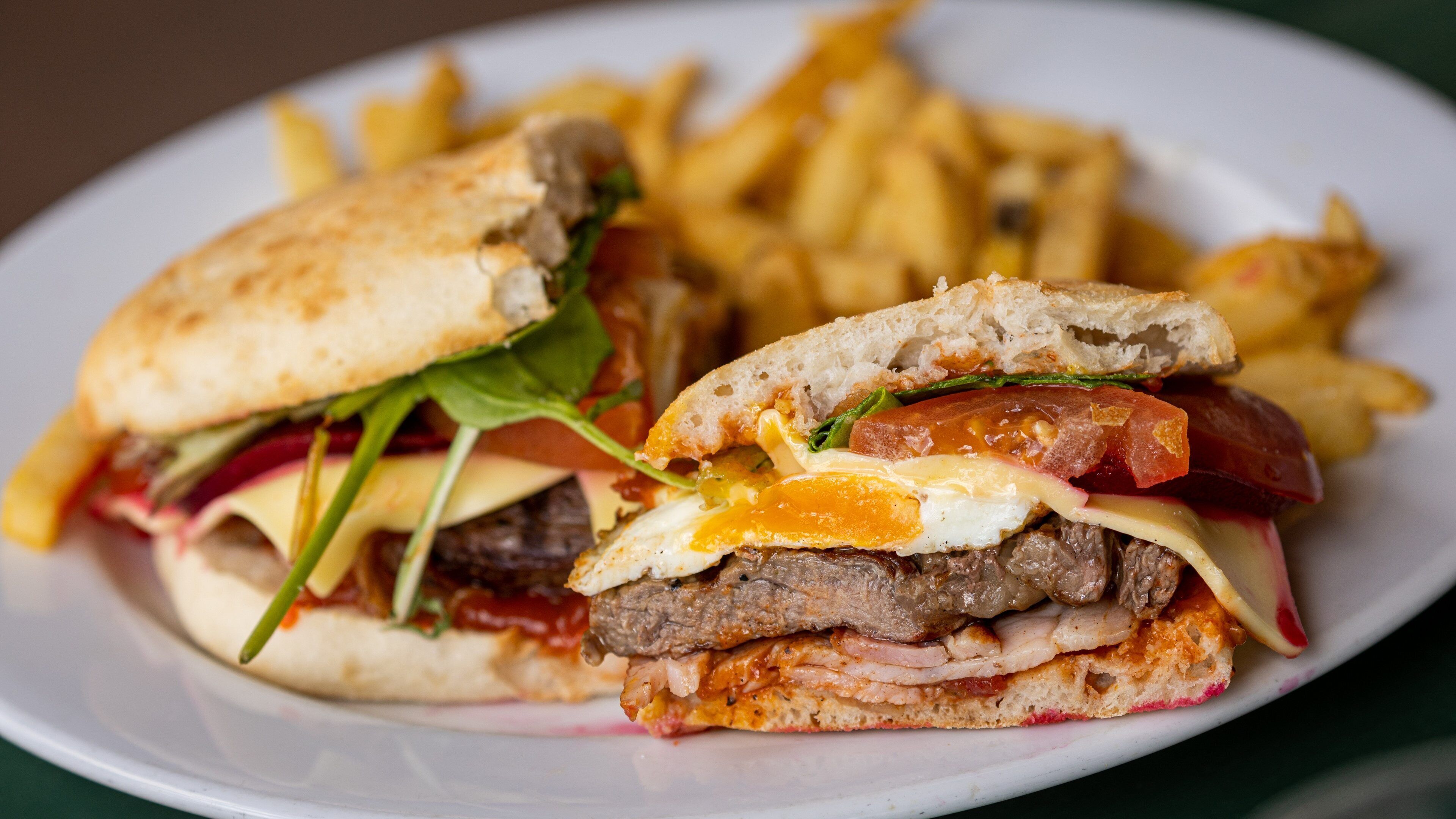 Nundle which includes food and cafe lifestyle