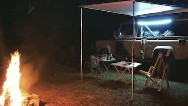 Swaggin' it in style at the Penrose State Forest.
Usually it's a little too close to home to spend a night out there, so I hadn't spent much time exploring. Turns out it's well worth the drive, since there are some fantastic bush camping sites not far off the beaten track and it's much quieter than the nearby Wingello State Forest, which is a bit of a mecca for mountainbikers. However, unlike Wingello, there are zero facilities so take a shovel.
Plenty of wildlife too if you're looking for some of our more iconic Aussie critters such as wallabies, kangaroos and koalas. If you're patient and quiet you'll no doubt spot a bunch of native animals.
Definitely worth a visit if you're travelling between Sydney and Canberra or Melbourne and need a quick, free overnight stop.
#localknowledge
#penrosestateforest
#bushcamping
#landrover
#swag
#swagginit