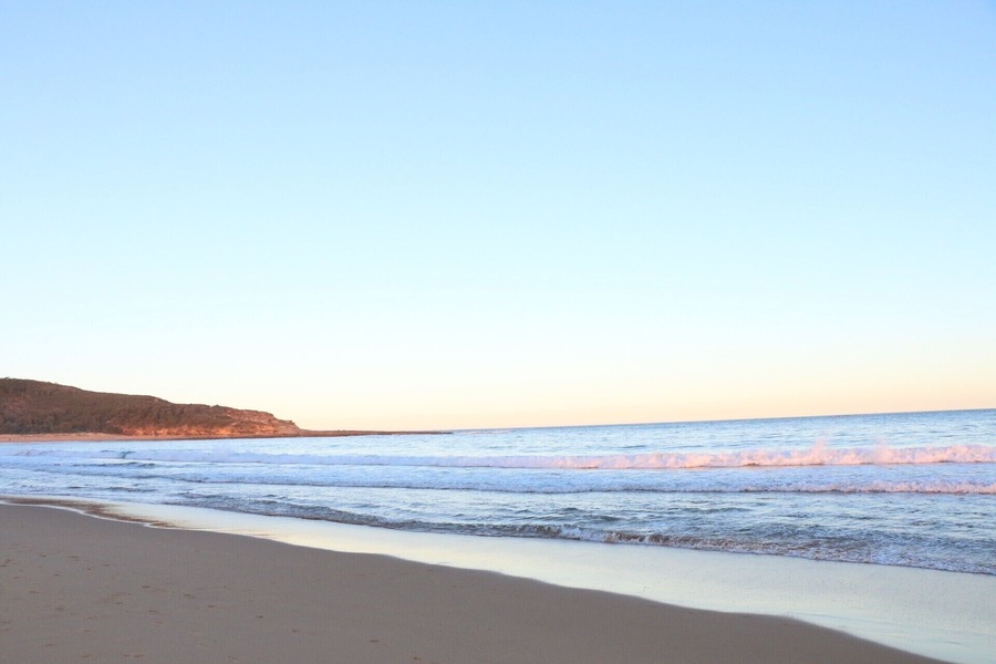 Love the colours of the Sunset on the "layers" of waves coming in. Pristine and beautiful. 
#HiddenGems #PrettyBeach #LifeAtExpedia