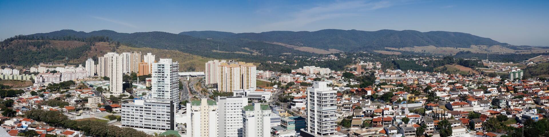Serra do Japi, vista de Jundiaí panorama 2021