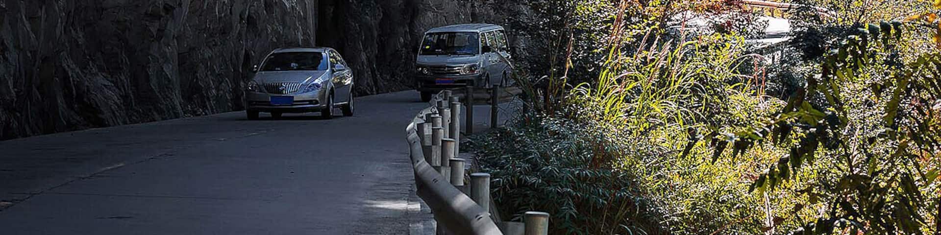 Autumn to the #HuyaGrandCanyon of Pingwu.平武虎牙秋色.
https://twitter.com/Beautifulgx