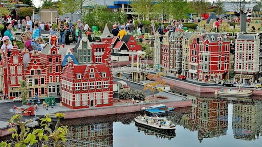 Amsterdam miniature in Legoland.
#kidsfun
#Red buildings
#Red Photo Sweepstakes