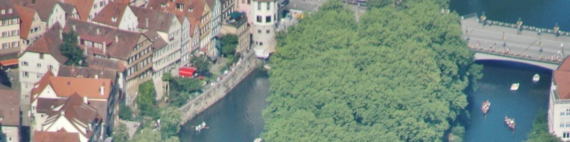 Beim 366 km langen Neckartalradweg: Stocherkahnfahrten auf dem Neckar in Tübingen