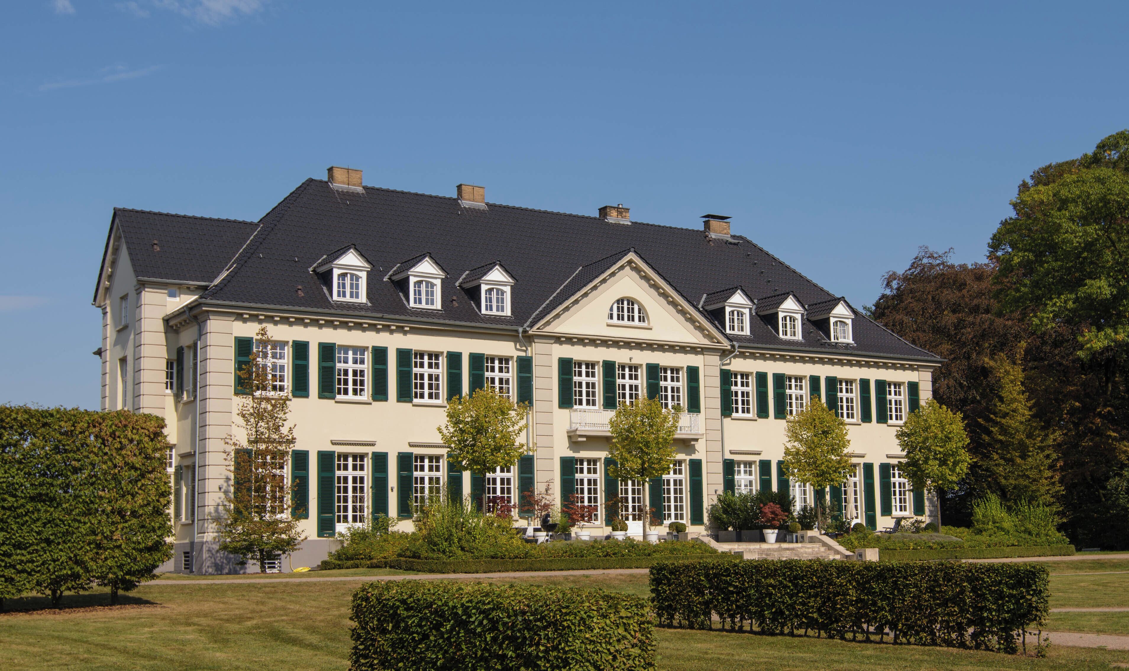 This is a photograph of an architectural monument. It is on the list of cultural monuments of Monheim am Rhein