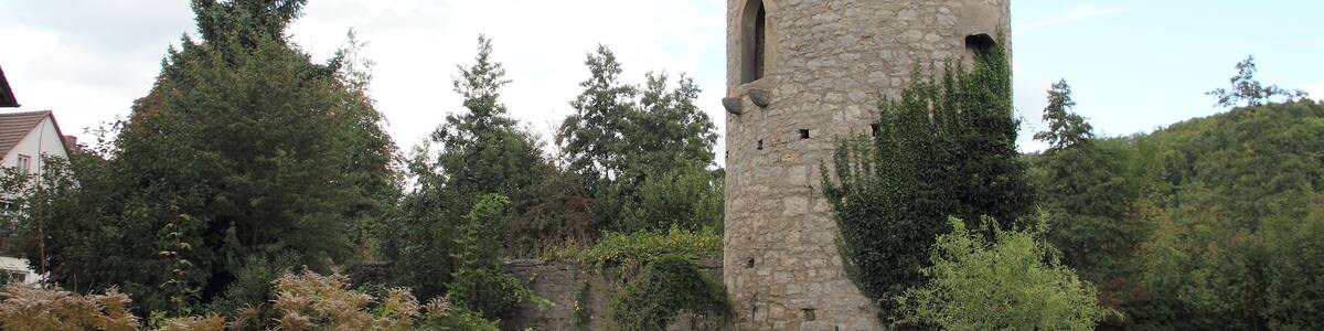 Am Grabenschied mit dem Fuchsturm in Niederstetten.