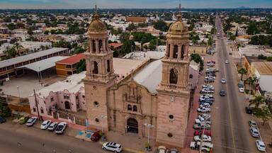 Parroquia del Sagrado Corazón de Jesús en Navojoa Estado de Sonora,México