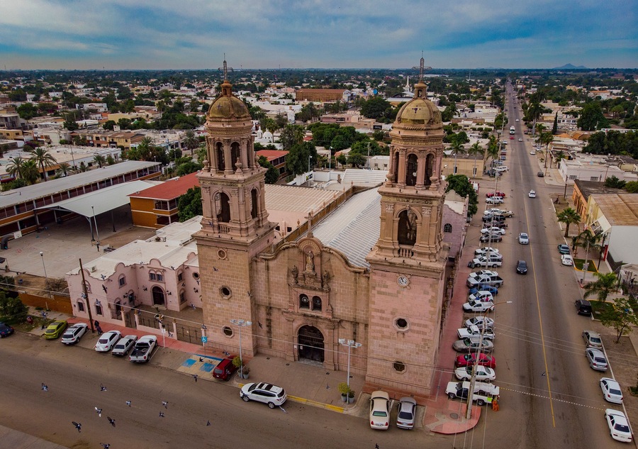 Parroquia del Sagrado Corazón de Jesús en Navojoa Estado de Sonora,México