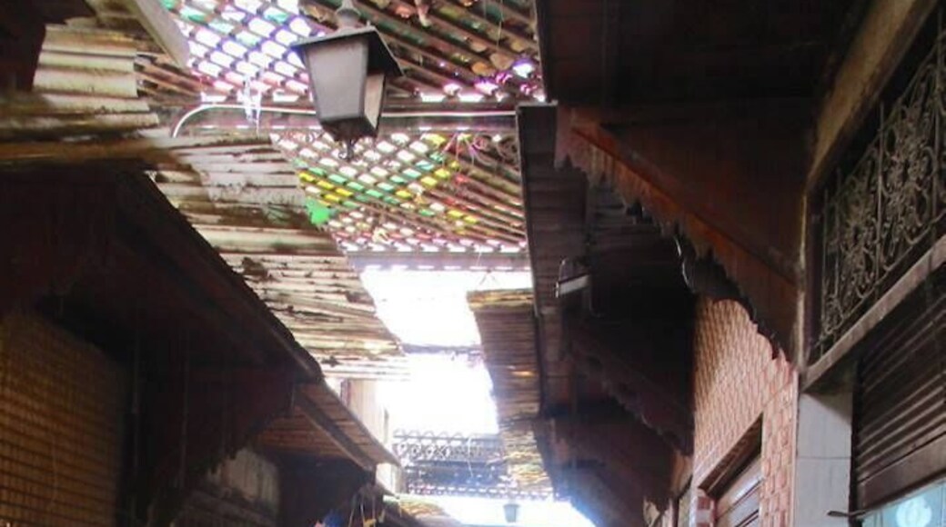 My first glimpse of the main souk in Fez.
https://davenotravels.blog
