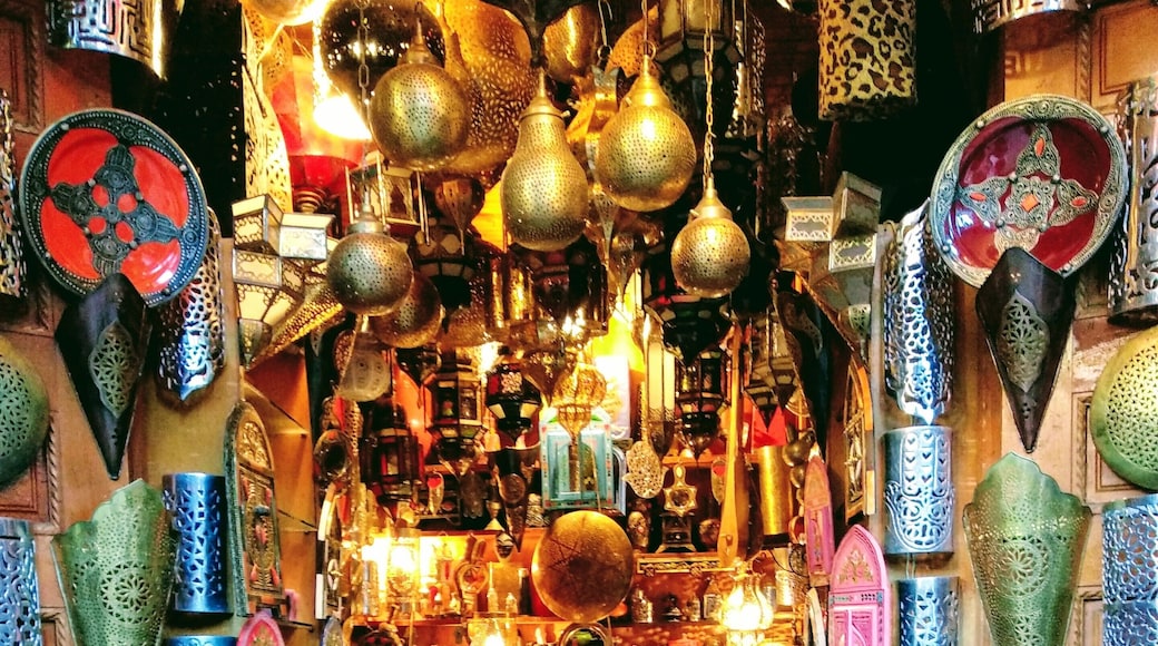 The Medina of Fes El Bali is the biggest Medina in Morocco and it´s full of life!
Madrasas, fondouks, palaces, residences, mosques and fountains are everywhere! But, be careful, this Medina is also the most labyrinthine, so my advice is to have a local and official guide with you, especially if you have no much time to visit the city because you´ll probably get lost more than once! ;)
#lifeatexpedia #fes #morocco #medina #lights