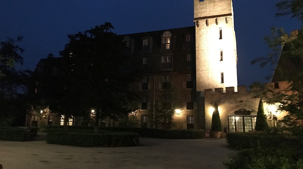 Appartment-complex at Bosrijk. The Efteling is the largest theme park in the Netherlands. Kaatsheuvel - the Netherlands đłđ±