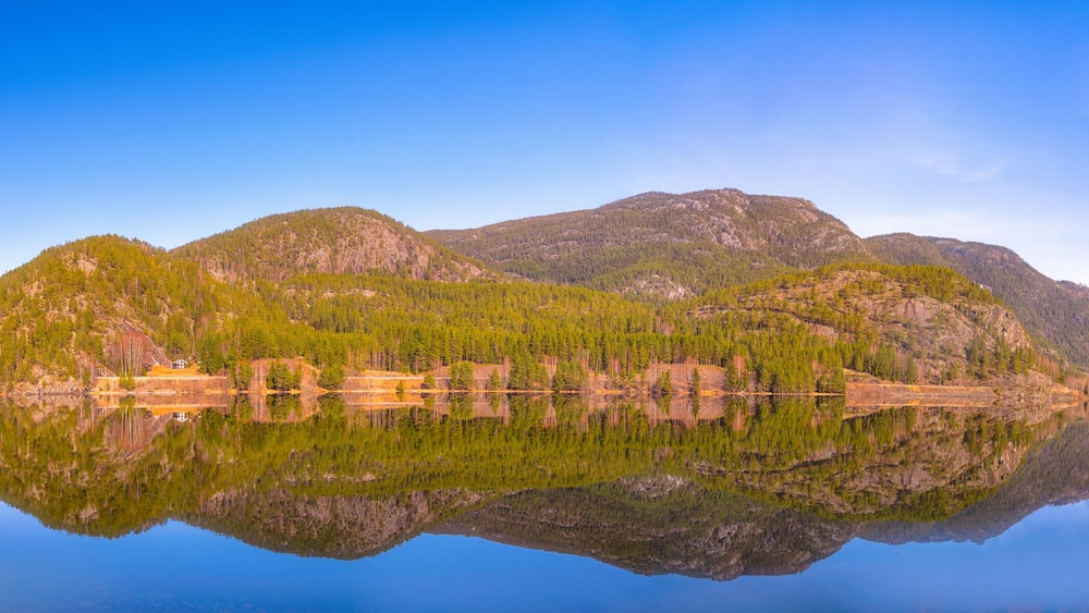 Hallingdalselva River near the village of Bromma in Norway