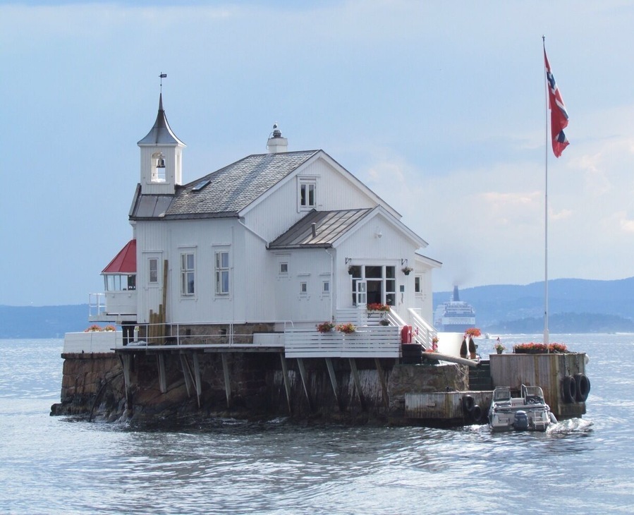 Lighthouse in the Oslo Fjord.