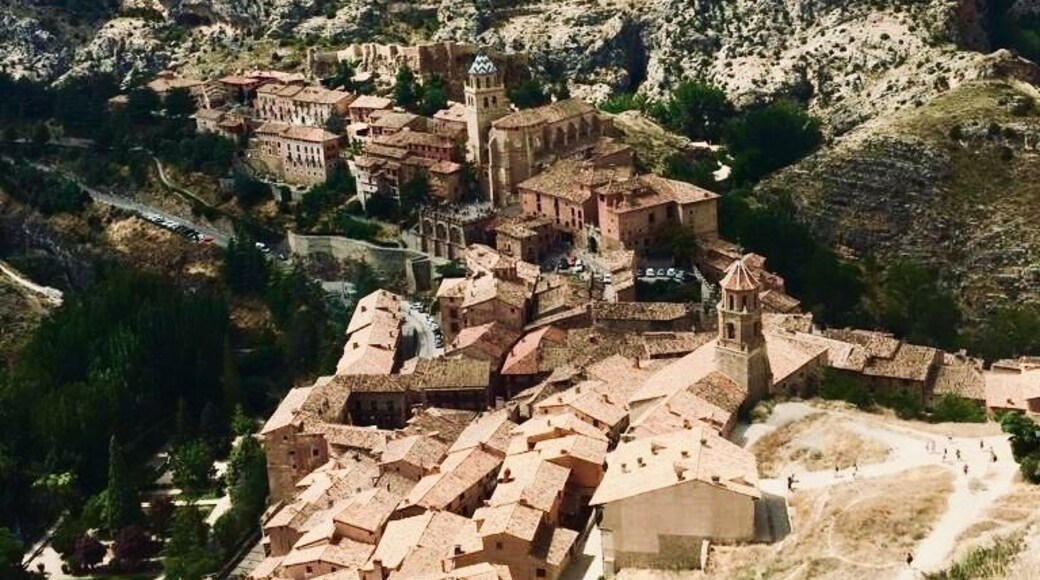 ... discover Albarracín