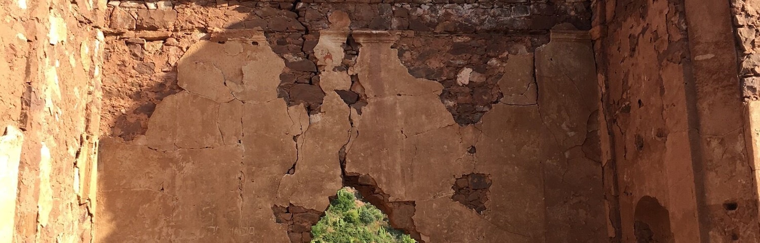 Ruins of the old monastery. Better at sunset.
