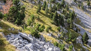 Landscape on the trail to Portillo de Tella en el Valle de Pineta. Sobrarbe, Huesca, Aragon, Spain