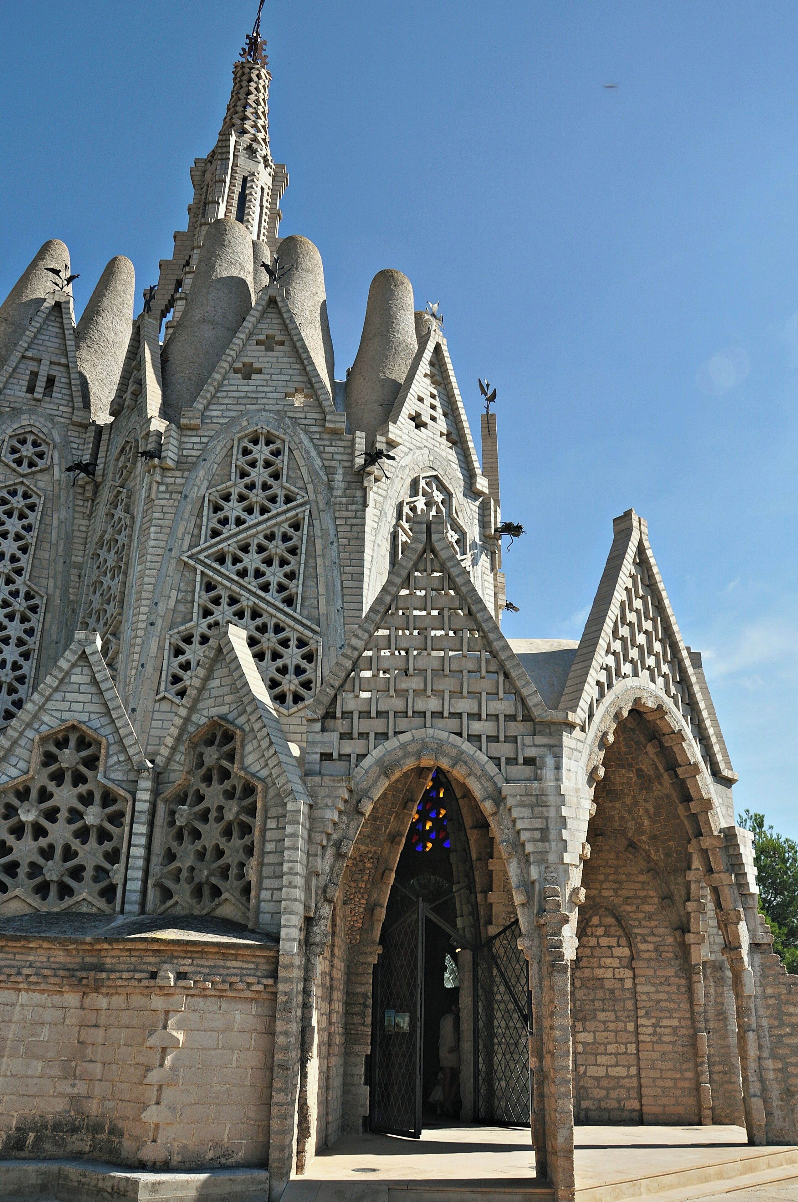 This is a photo of a monument indexed in the Spanish heritage register of Bienes de Interés Cultural under the reference ipa-2210.