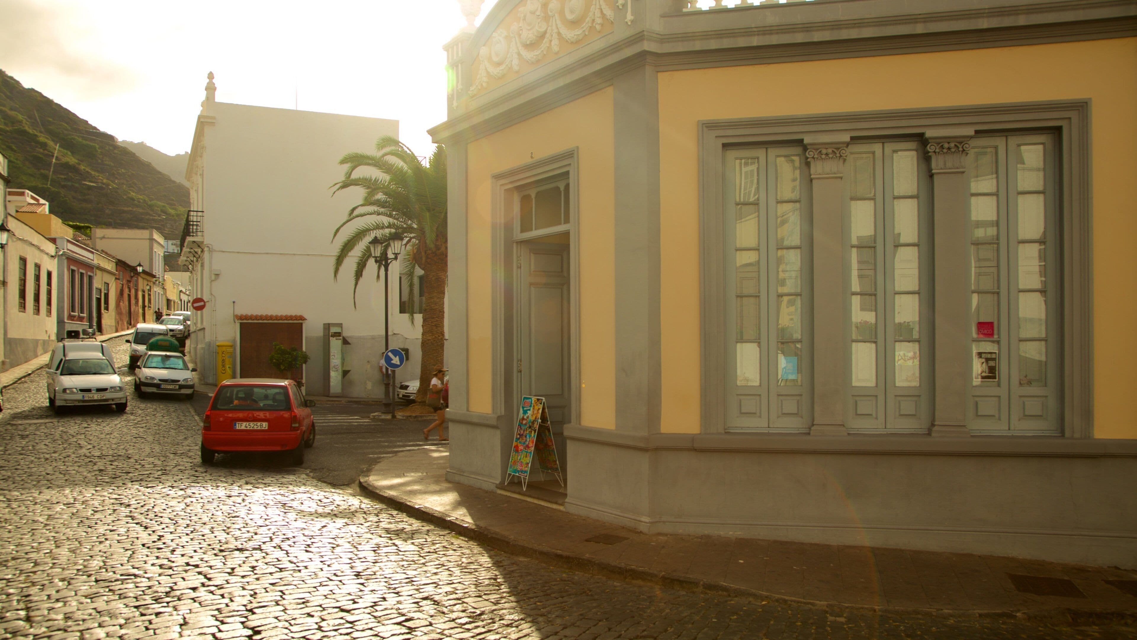 Garachico que incluye una puesta de sol
