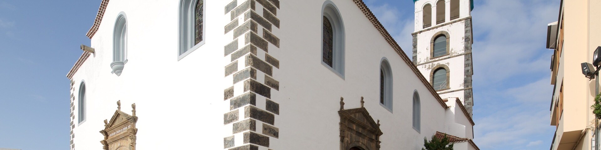 Garachico which includes a church or cathedral