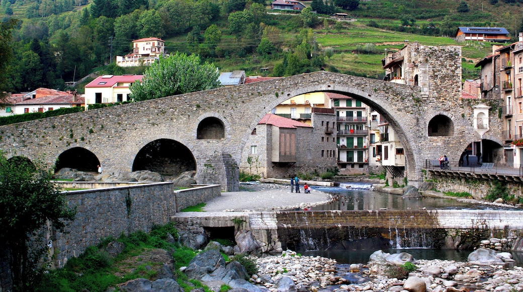 Camprodon y su puente Románico