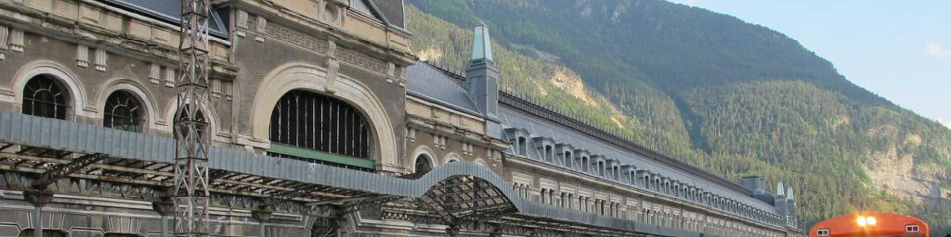Tren en Canfranc