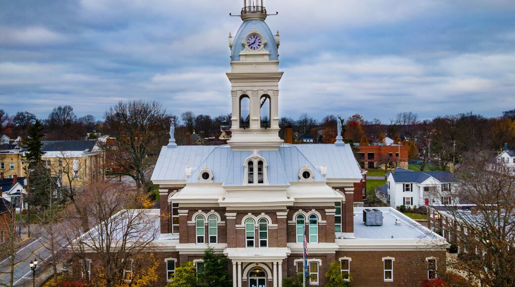 Aerial view of Jessamine County Courthouse in Downtown Nicholasville, Kentucky
