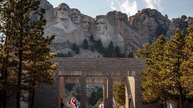 Entrance to Mount Rushmore, Mount Rushmore National Memorial, South Dakota, USA