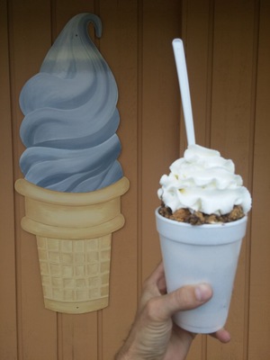 Peanut butter sundae with Reece's peanut butter cups, hot fudge and peanut butter sauce from Mel-O-Creme in Millbury, OH.
This is the kind of place you want to come across when zigzagging the back roads of Ohio.
At first I was a little put off. I thought I got a giant cup of vanilla soft serve with a smattering of goodies on top...but then I was enlightened to the fact that the toppings were layered like a parfait! This beast probably contained the equivalent of four or five Reece's peanut butter cups!