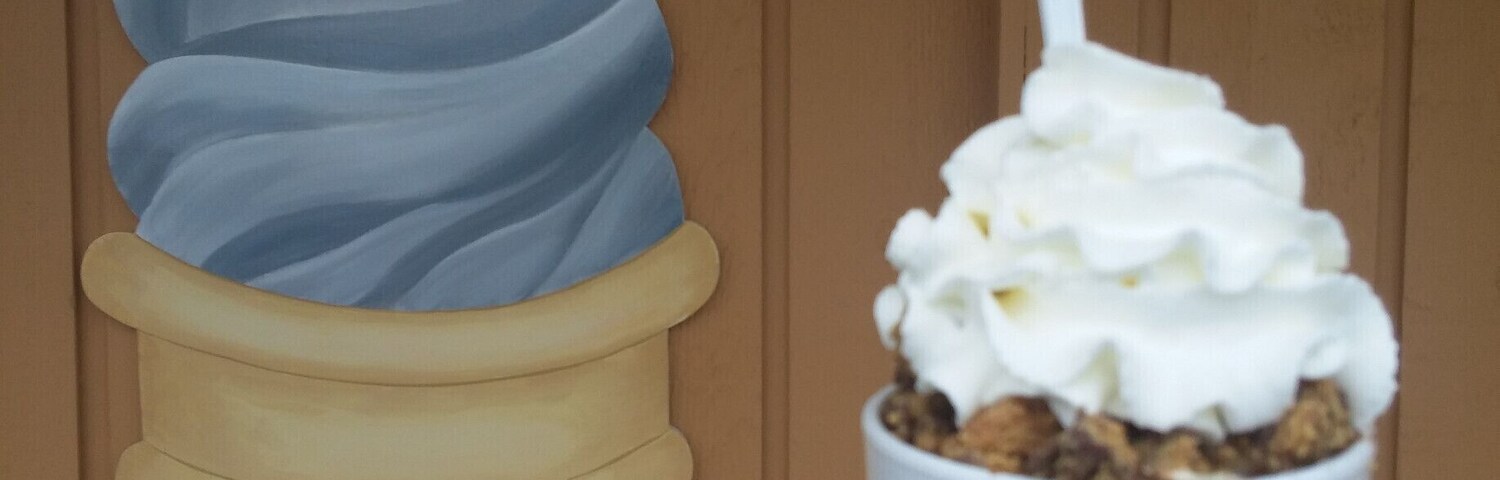 Peanut butter sundae with Reece's peanut butter cups, hot fudge and peanut butter sauce from Mel-O-Creme in Millbury, OH.
This is the kind of place you want to come across when zigzagging the back roads of Ohio.
At first I was a little put off. I thought I got a giant cup of vanilla soft serve with a smattering of goodies on top...but then I was enlightened to the fact that the toppings were layered like a parfait! This beast probably contained the equivalent of four or five Reece's peanut butter cups!