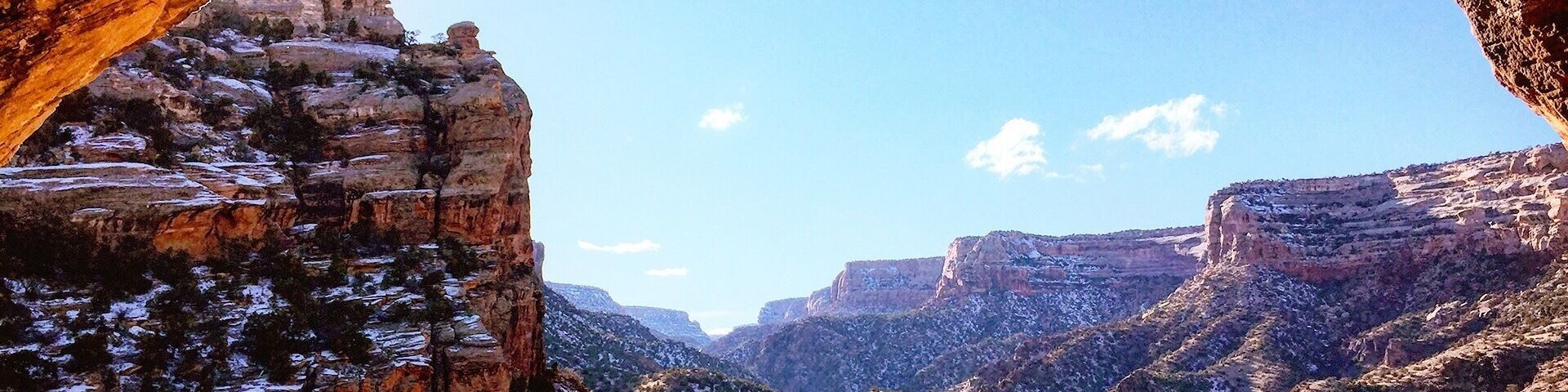 Devil's Kitchen 
A .8 short hike 
Part of the colorado National monument , National Parks
