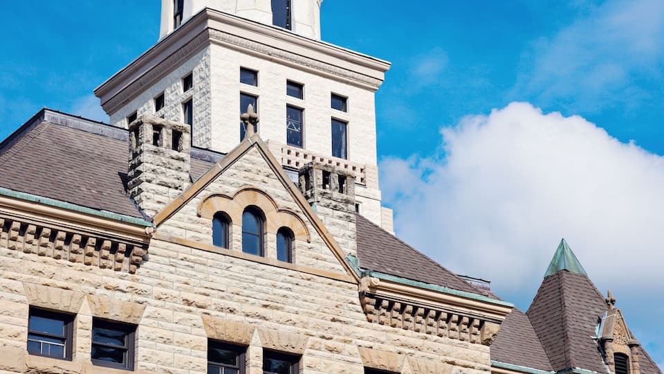 Old courthouse in Jerseyville, Jersey County
