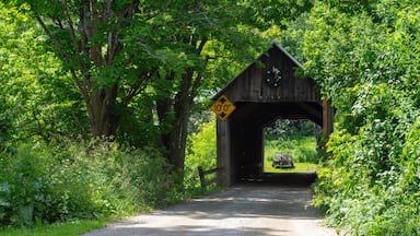 Howe Covered Bridge
