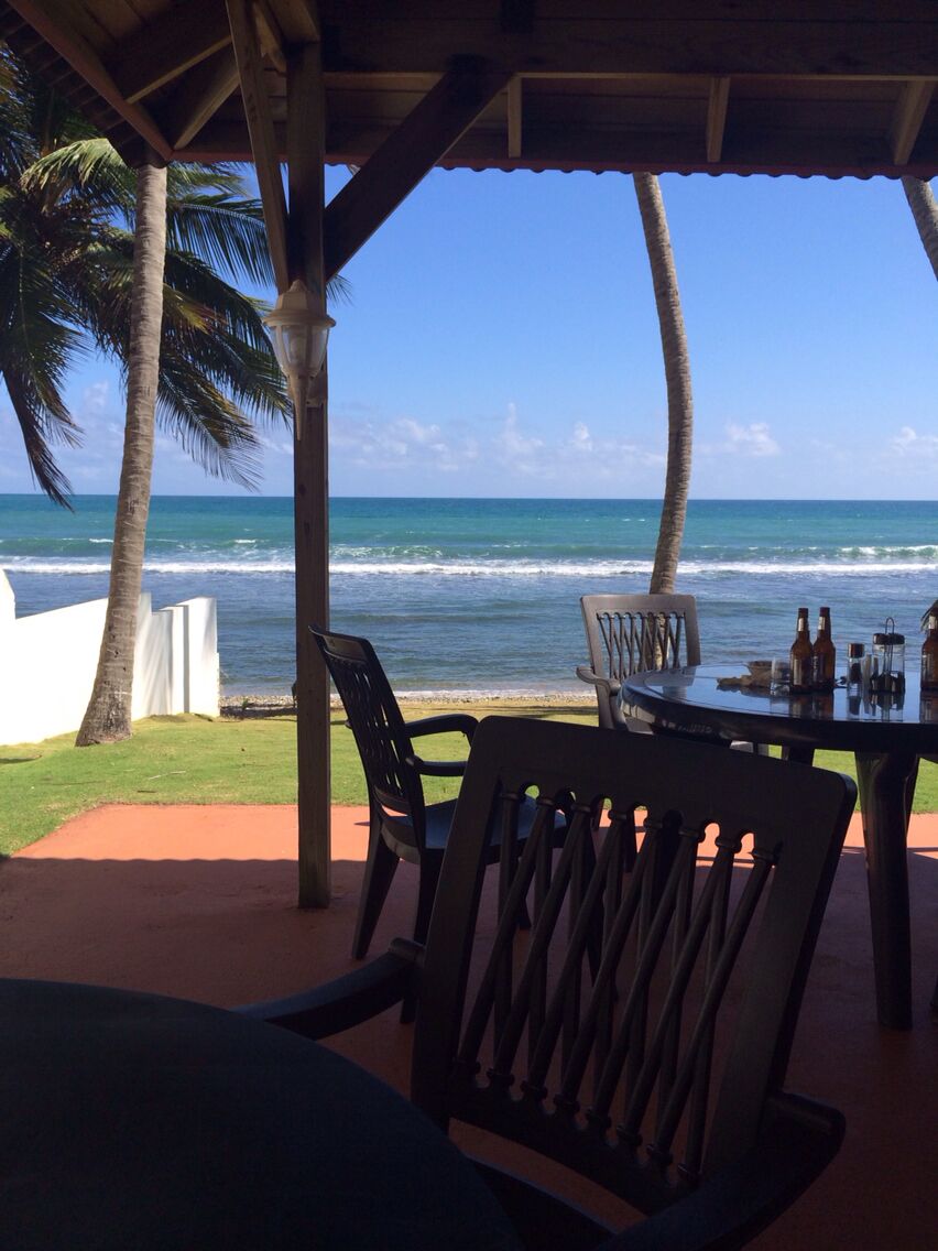 Nice place to eat and have a glass of wine with the beach at step of your table!