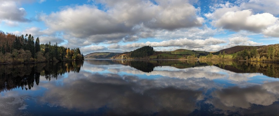 Perfect autumnal reflections in this 15 shot pano taken during a photography trip to the Lake District. We couldn't have picked a better day as the reflections made this place truly awesome. The reflections had actually disappeared as we crossed the bridge but as if by magic the ripples disappeared and the perfect reflection returned. #reflections