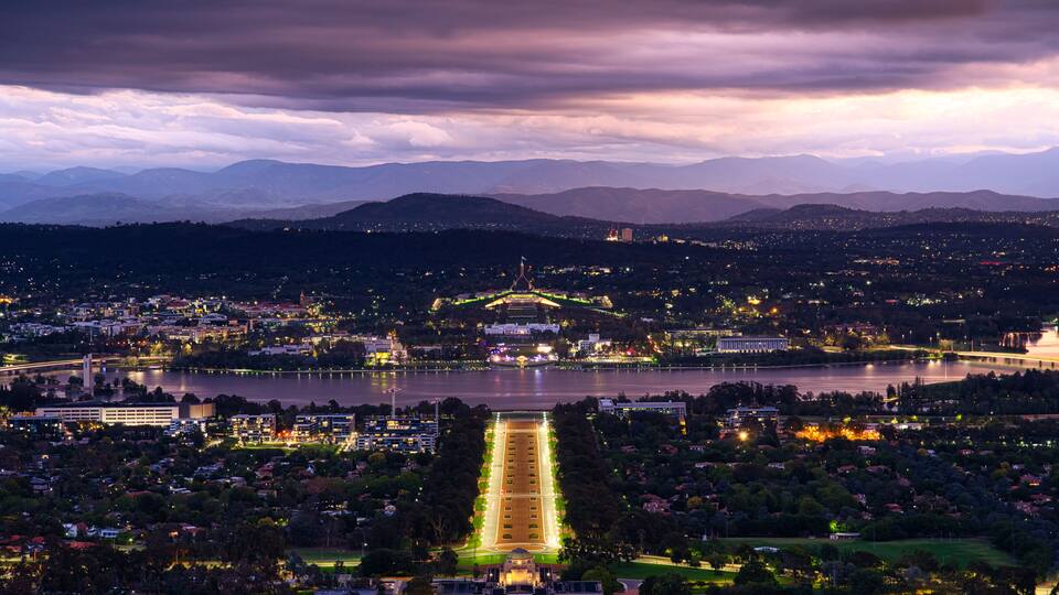 Canberra at night from Mount Ainslie Lookout