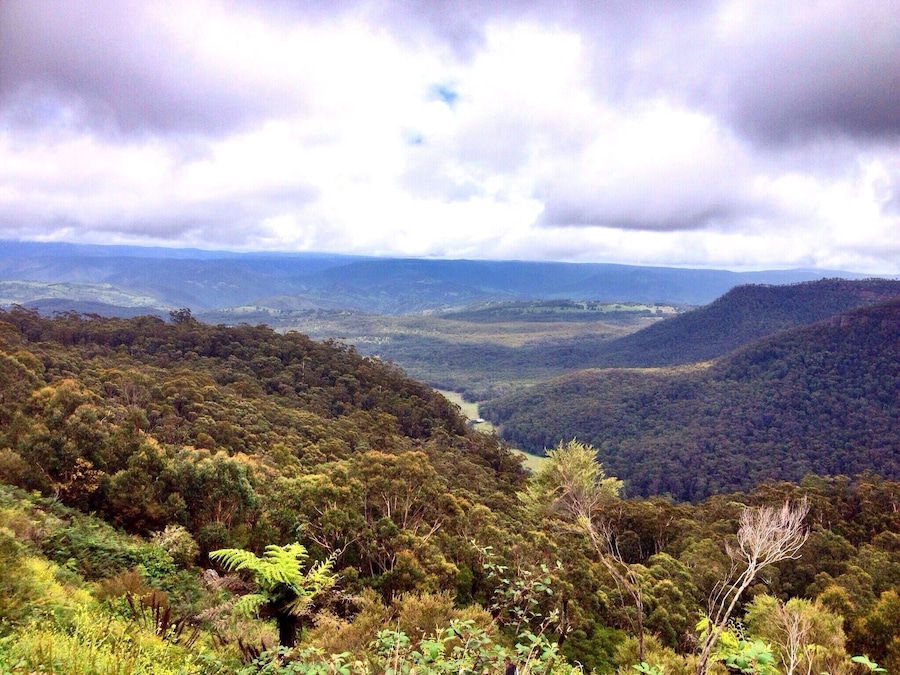 View over the Blue Mountains in NSW, Australia.  #NationalPark #Mountains #Australia #Sydney